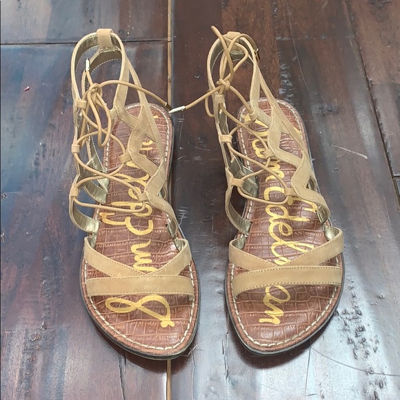 Gemma sandal - Picture 1 of 3